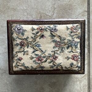 Vintage Inlaid Wood Jewelry Music Box Embroidered Floral Lid Rouge Marquetry